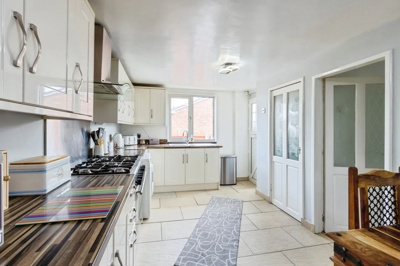 Bevin Crescent, Wakefield, West Yorkshire, WF1, photo 7
