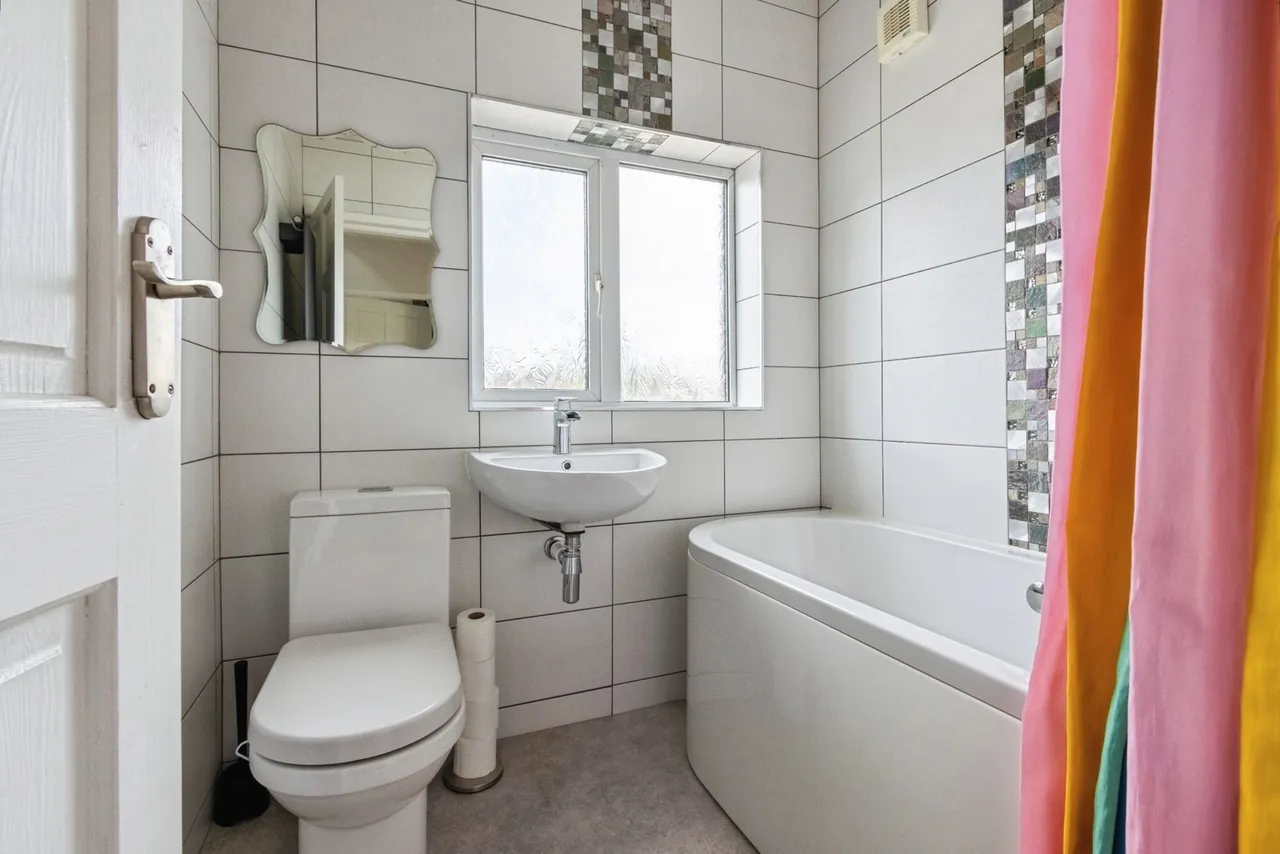 Bevin Crescent, Wakefield, West Yorkshire, WF1, photo 18