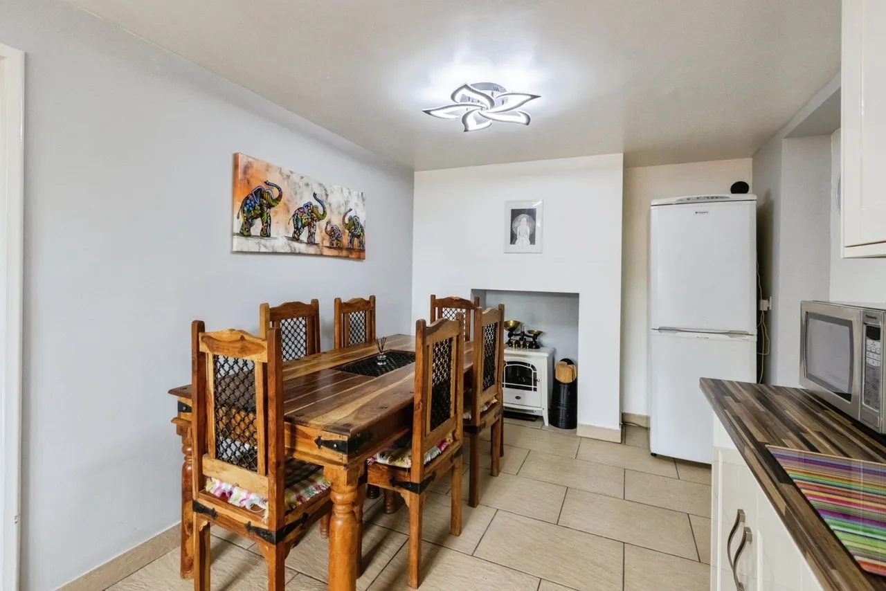 Bevin Crescent, Wakefield, West Yorkshire, WF1, photo 8
