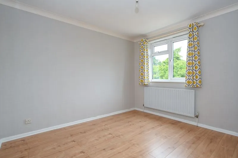 Field Common Lane, Walton-On-Thames KT12 3QH, photo 7