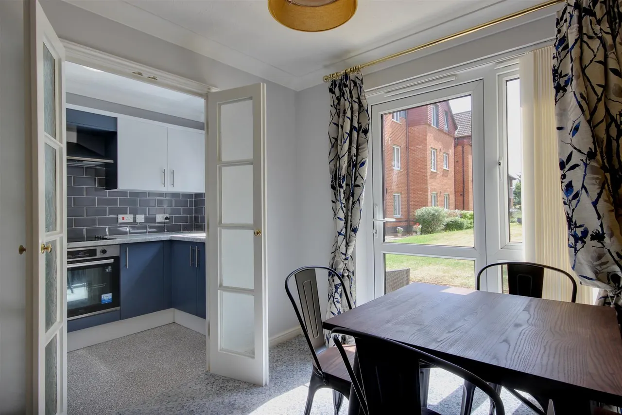 Ella Court, Kirk Ella, Hull, photo 4