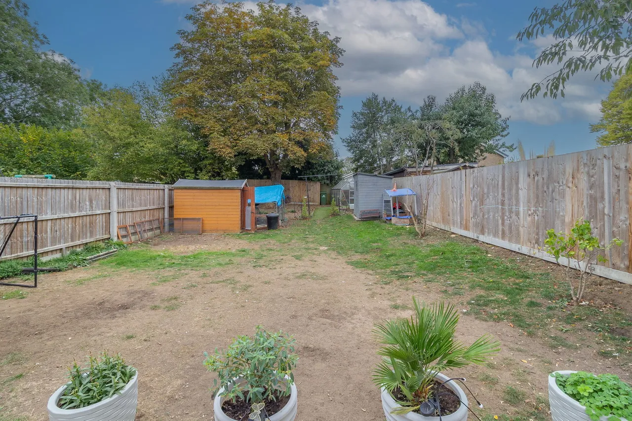 Boundary Crescent, Stony Stratford, MK11, photo 24