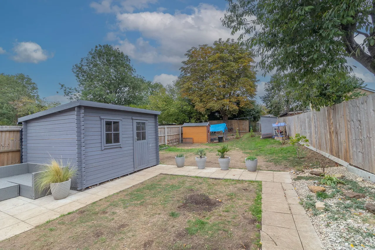 Boundary Crescent, Stony Stratford, MK11, photo 22