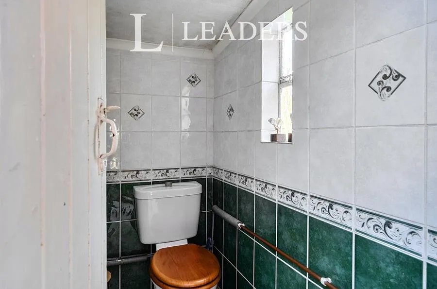 Oakmead, Tonbridge, TN10, photo 16