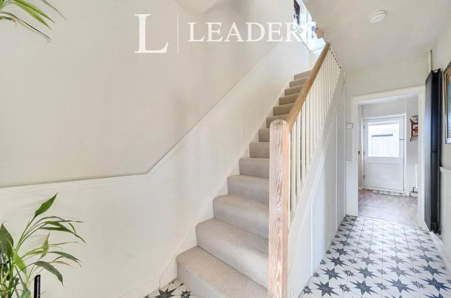 Oakmead, Tonbridge, TN10, photo 2