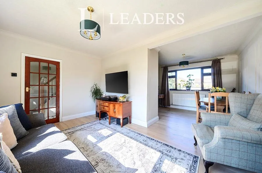 Oakmead, Tonbridge, TN10, photo 18