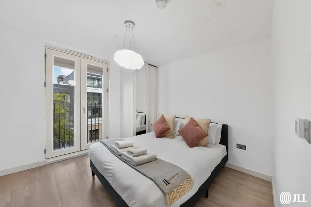 Madison Way, London, E20, photo 4