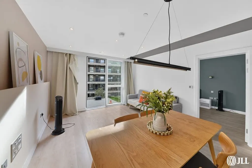 Madison Way, London, E20, photo 16