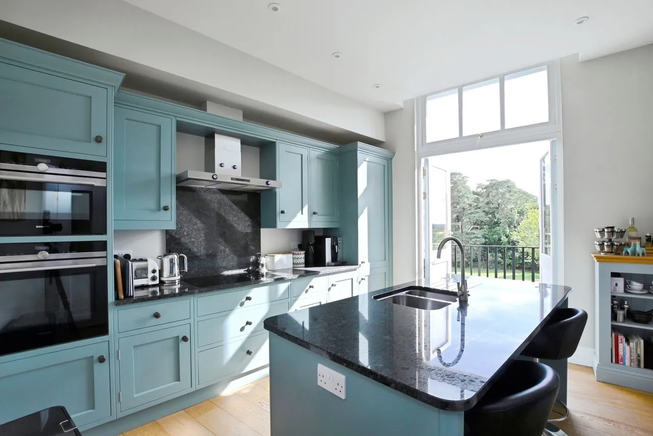 Kings Drive, Midhurst, GU29, photo 8