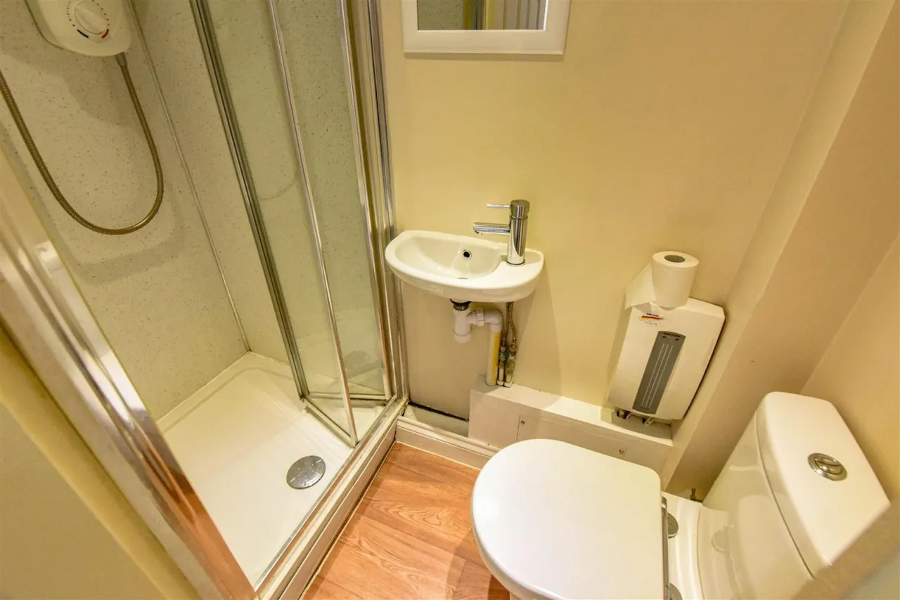 Long Street, Dursley, GL11, photo 4