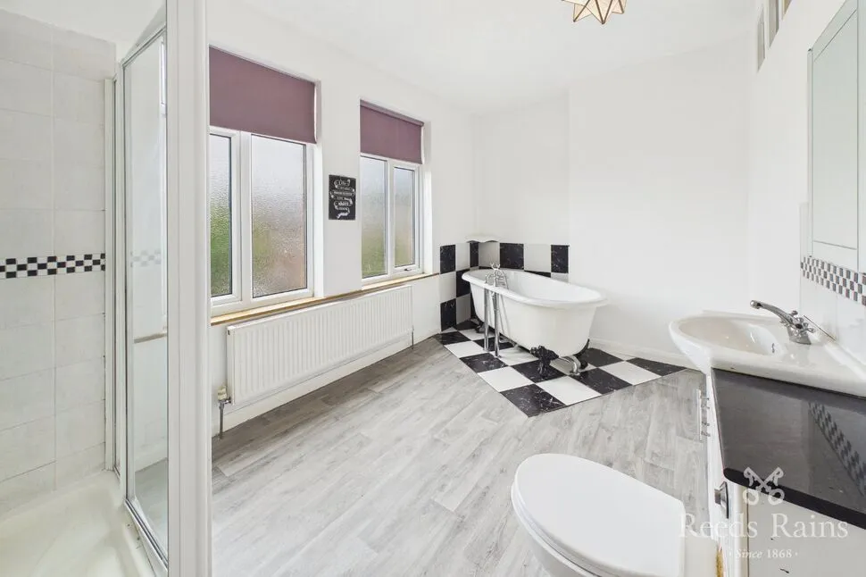 Churchfield Lane, Castleford, West Yorkshire, WF10, photo 8