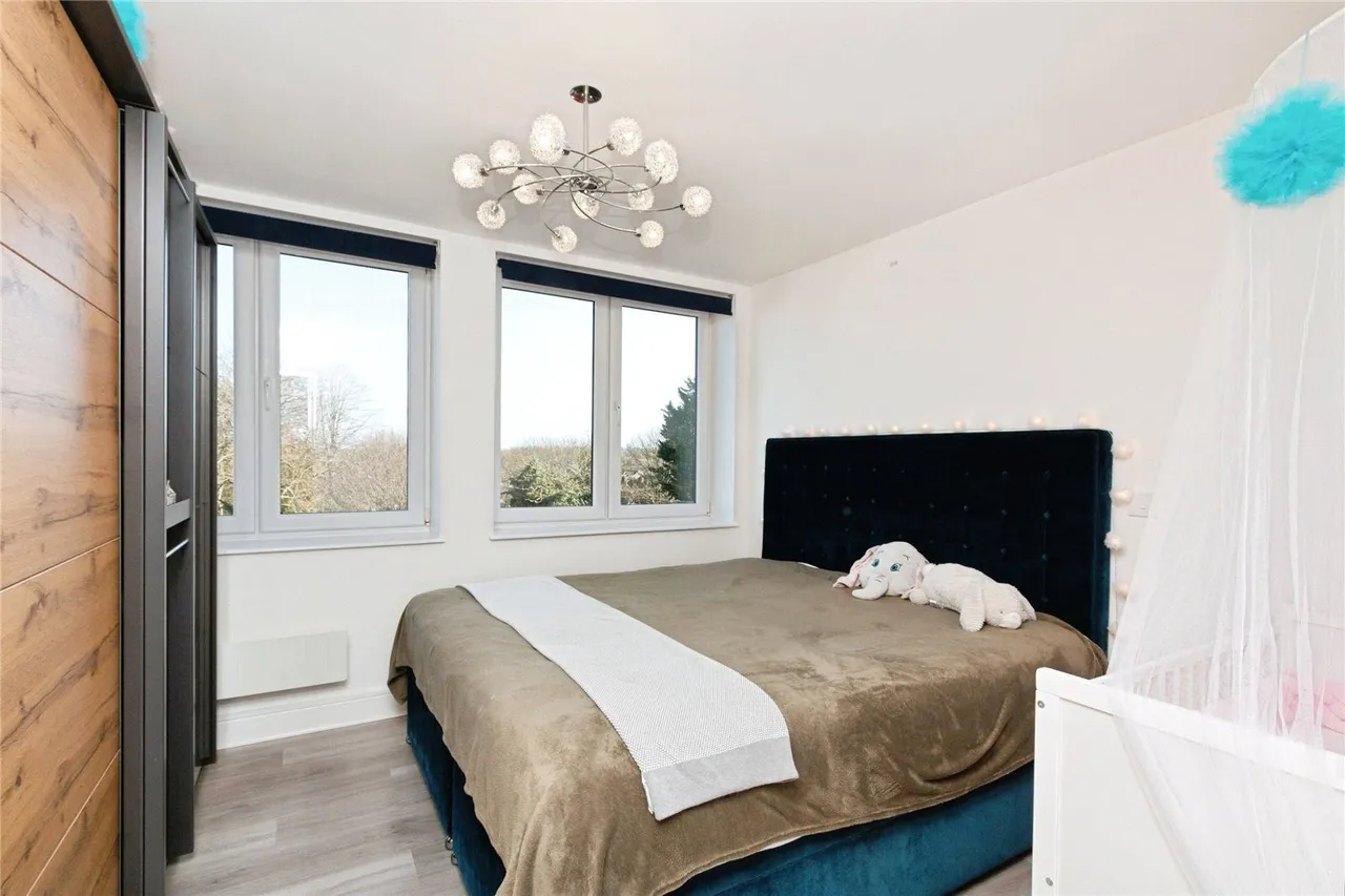 Bessemer Road, RG21, photo 21