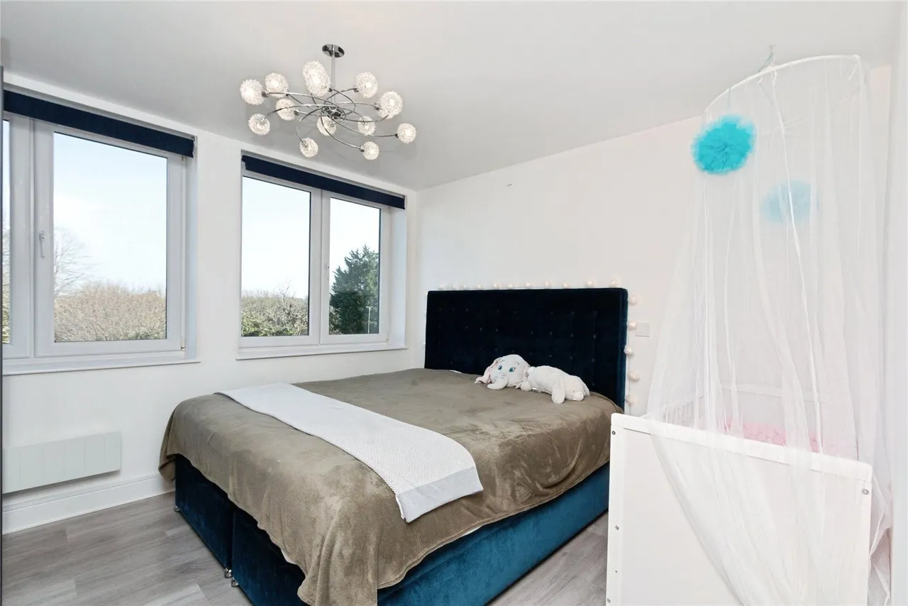 Bessemer Road, RG21, photo 19