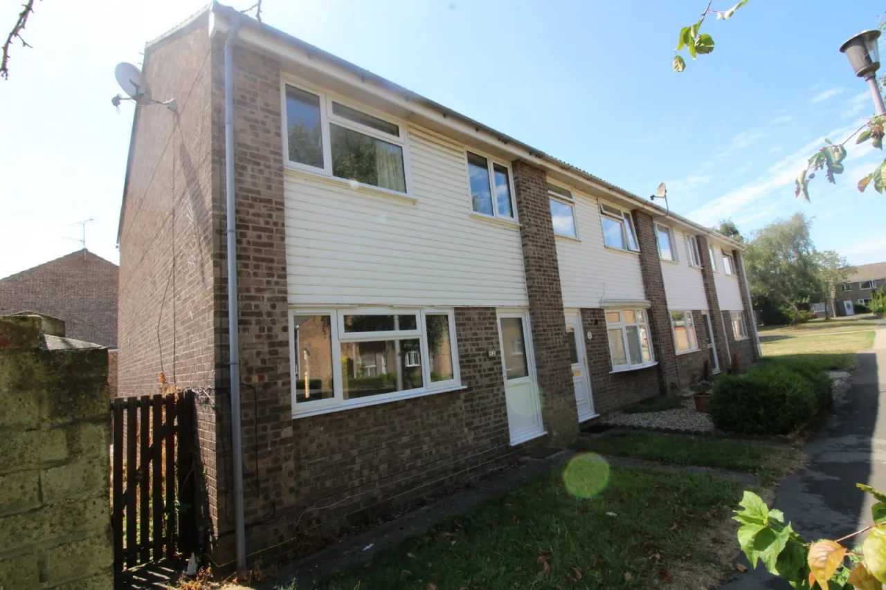 3 bed house to rent, Shaftesbury Close, Nailsea, BS48