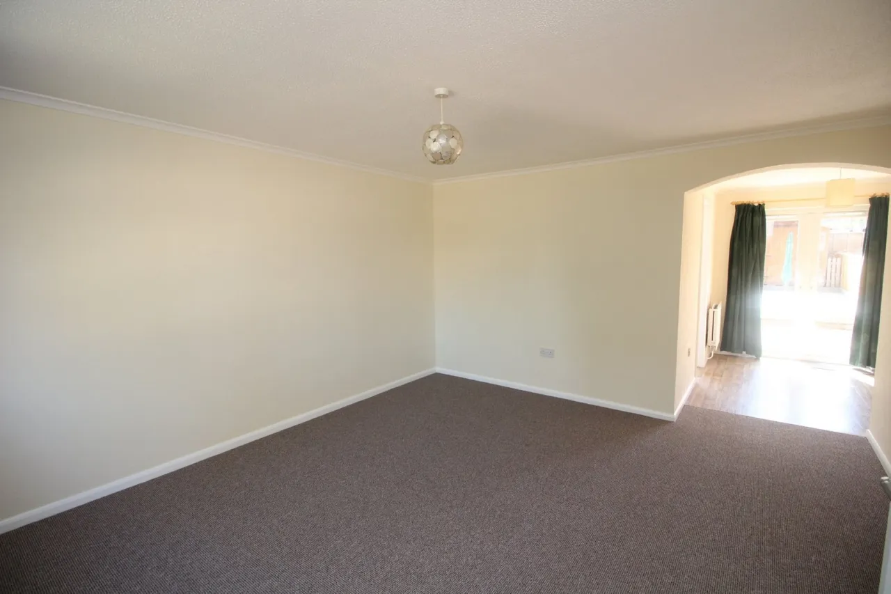 Shaftesbury Close, Nailsea, BS48, photo 2