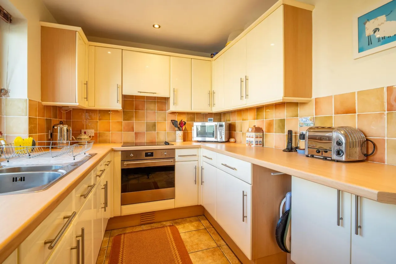 Clos Winifred, Borth, SY24, photo 8