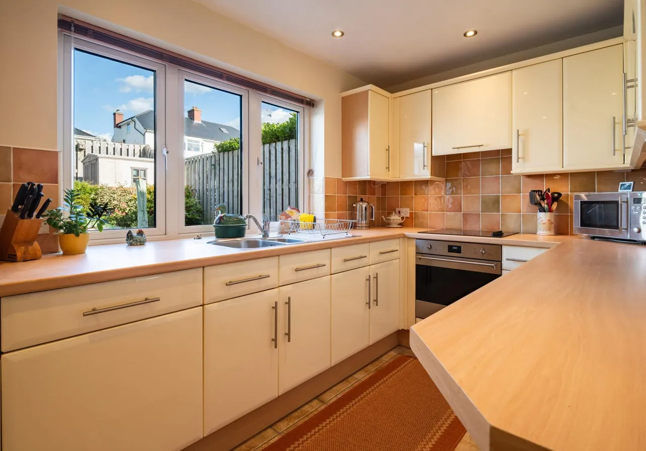 Clos Winifred, Borth, SY24, photo 7