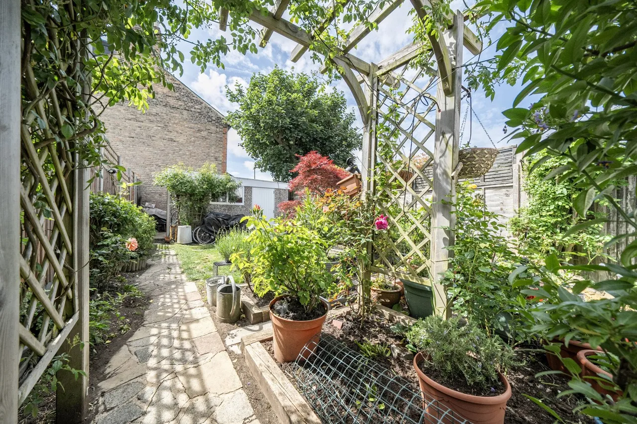 Glanville Road, BR2, photo 5