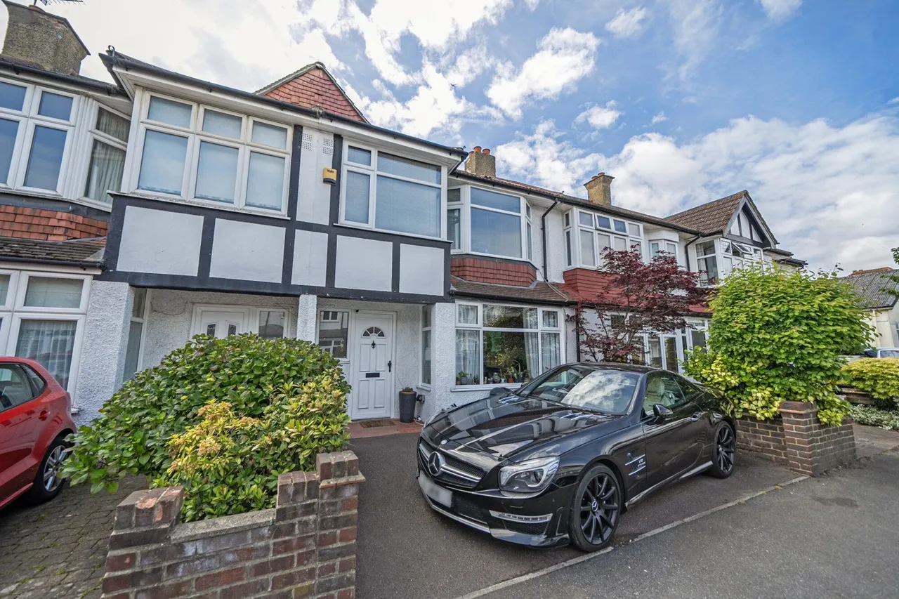 3 bed house for sale — Glanville Road, BR2