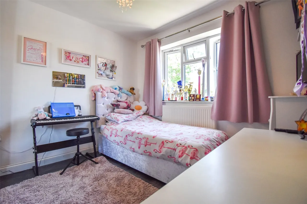 Clive Road, Aldershot, Hampshire, GU12 4RE, photo 10