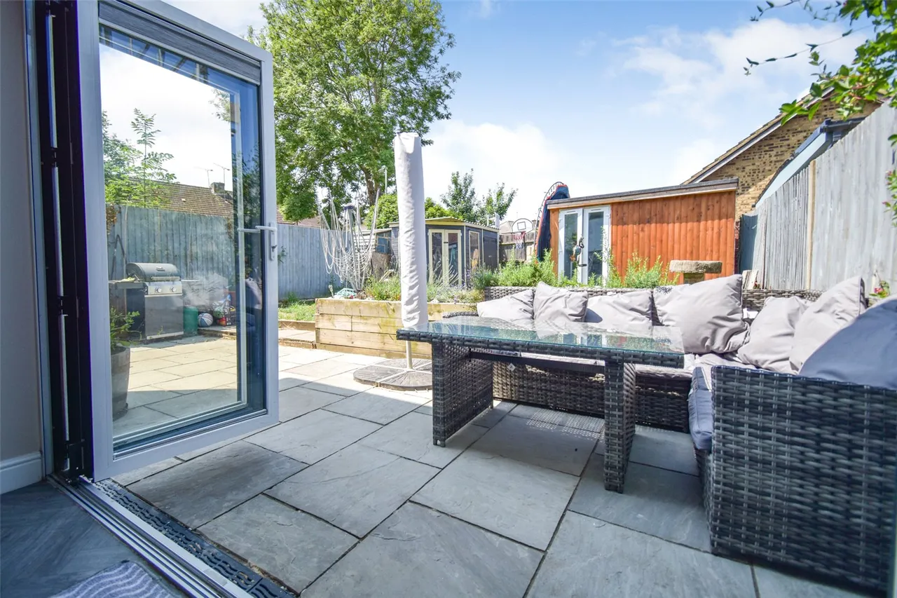 Clive Road, Aldershot, Hampshire, GU12 4RE, photo 4