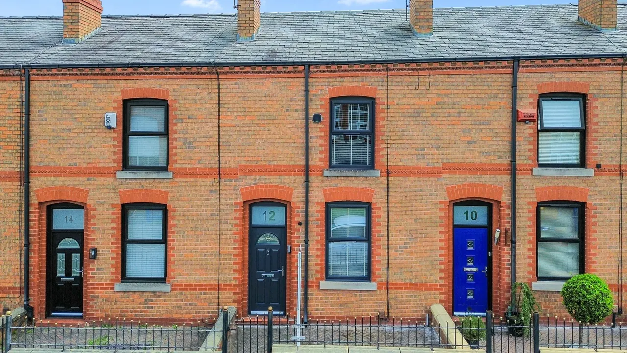2 bed house for sale — Astley Street, Leigh, Leigh, WN7 2AS