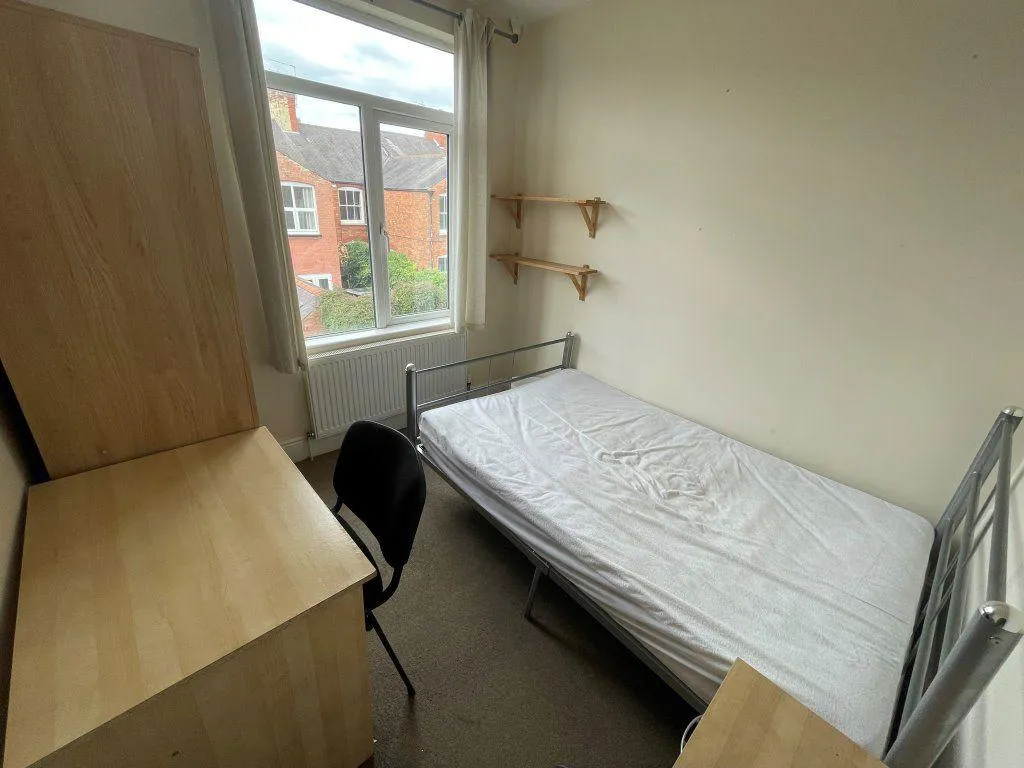 Thurlow Road, Leicester, LE2, photo 6