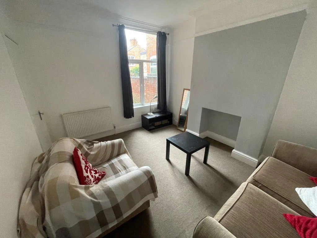 Thurlow Road, Leicester, LE2, photo 13