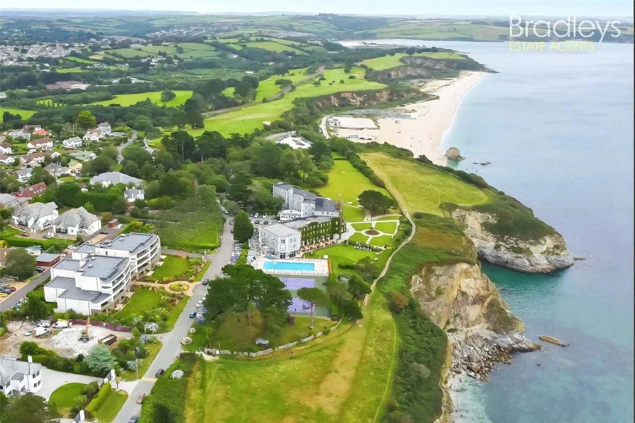 2 bed property for sale — Sea Road, Carlyon Bay, St. Austell, Cornwall, PL25