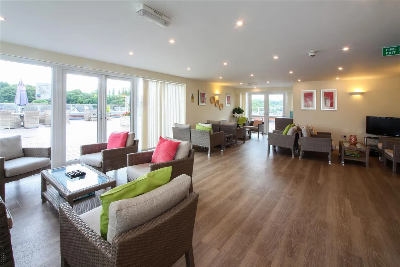 Chester Way, Northwich, CW9, photo 13