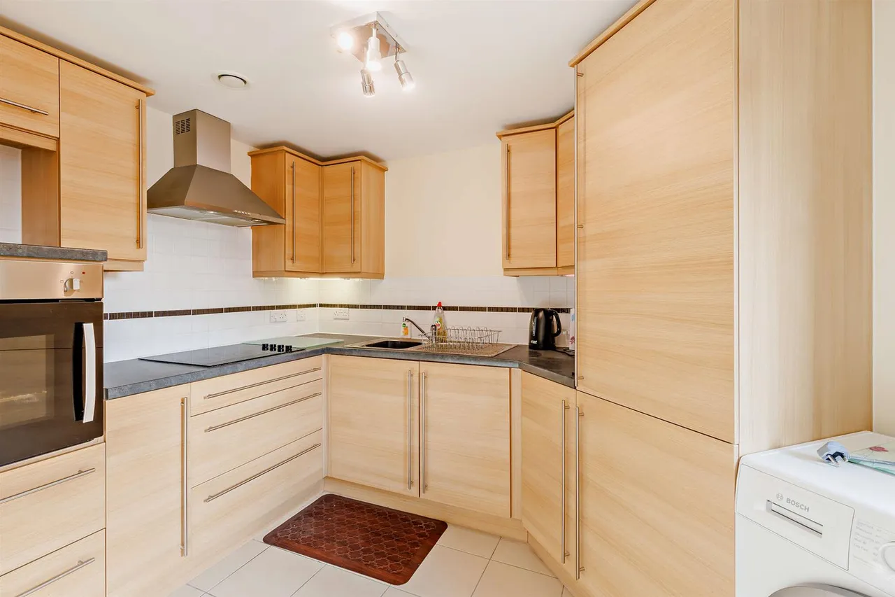 Chester Way, Northwich, CW9, photo 2