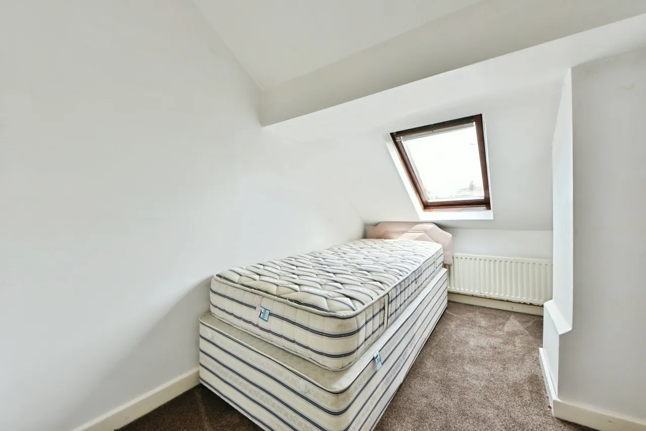 Begley Close, Romiley, Stockport, Greater Manchester, SK6, photo 14