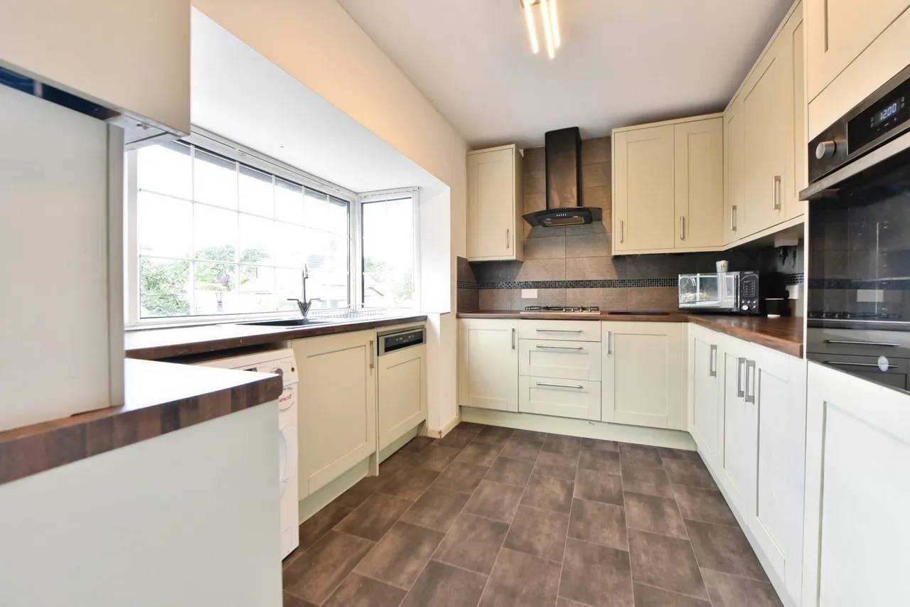 Begley Close, Romiley, Stockport, Greater Manchester, SK6, photo 24