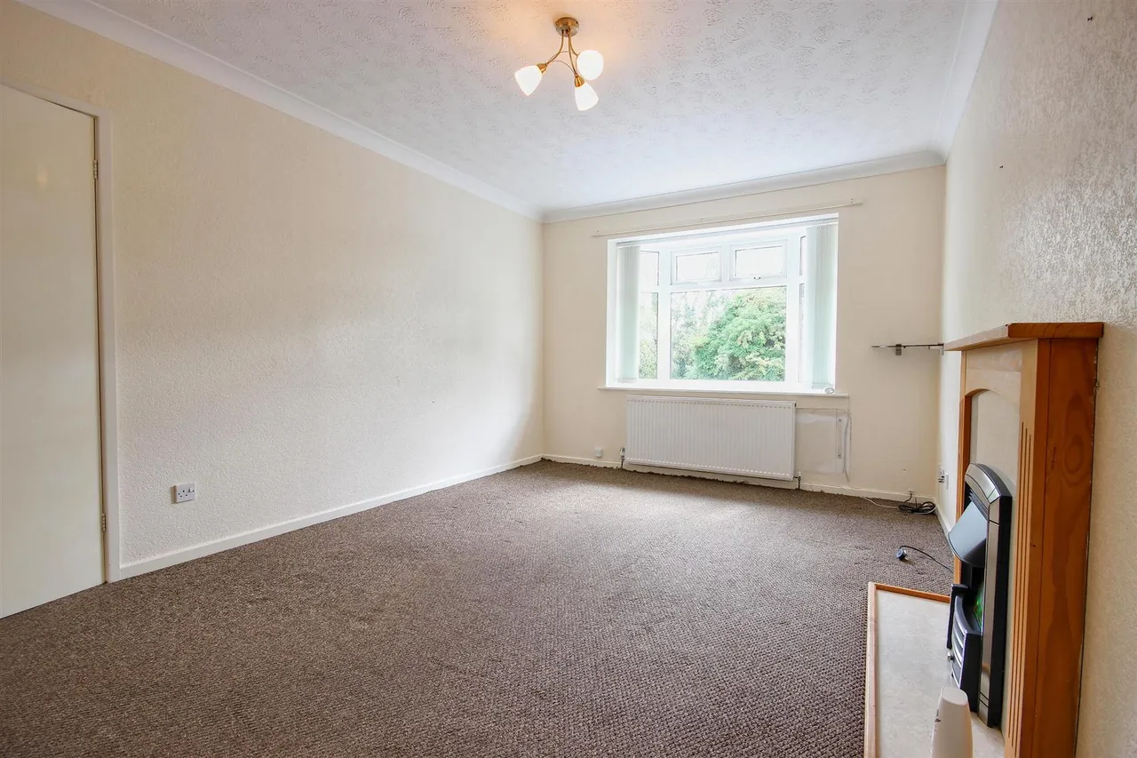 Beckside, Hornsea, photo 4