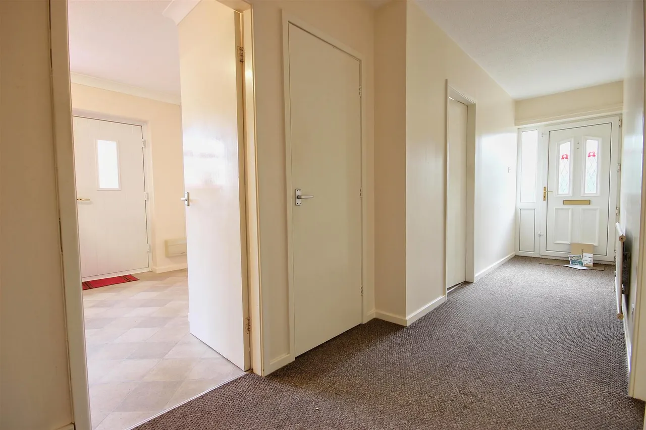 Beckside, Hornsea, photo 13