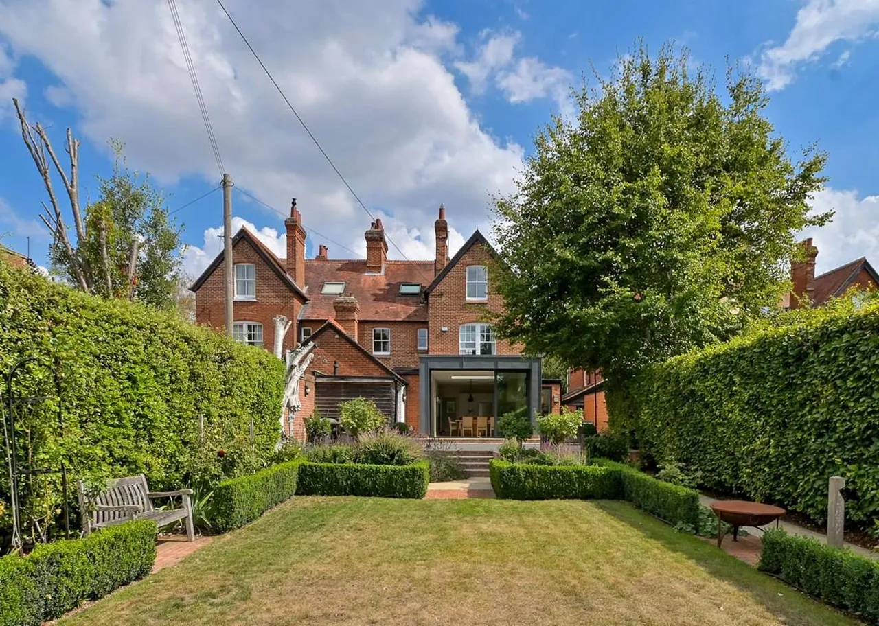 Park Crescent, Abingdon, Oxfordshire, OX14 1DF, photo 2