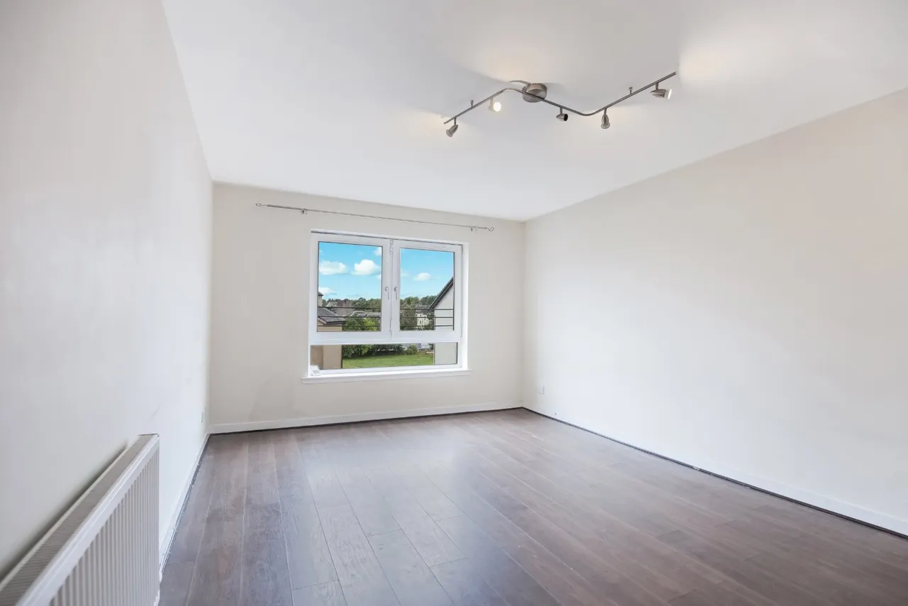 Ferguslie Walk, Paisley, Renfrewshire, PA1, photo 2