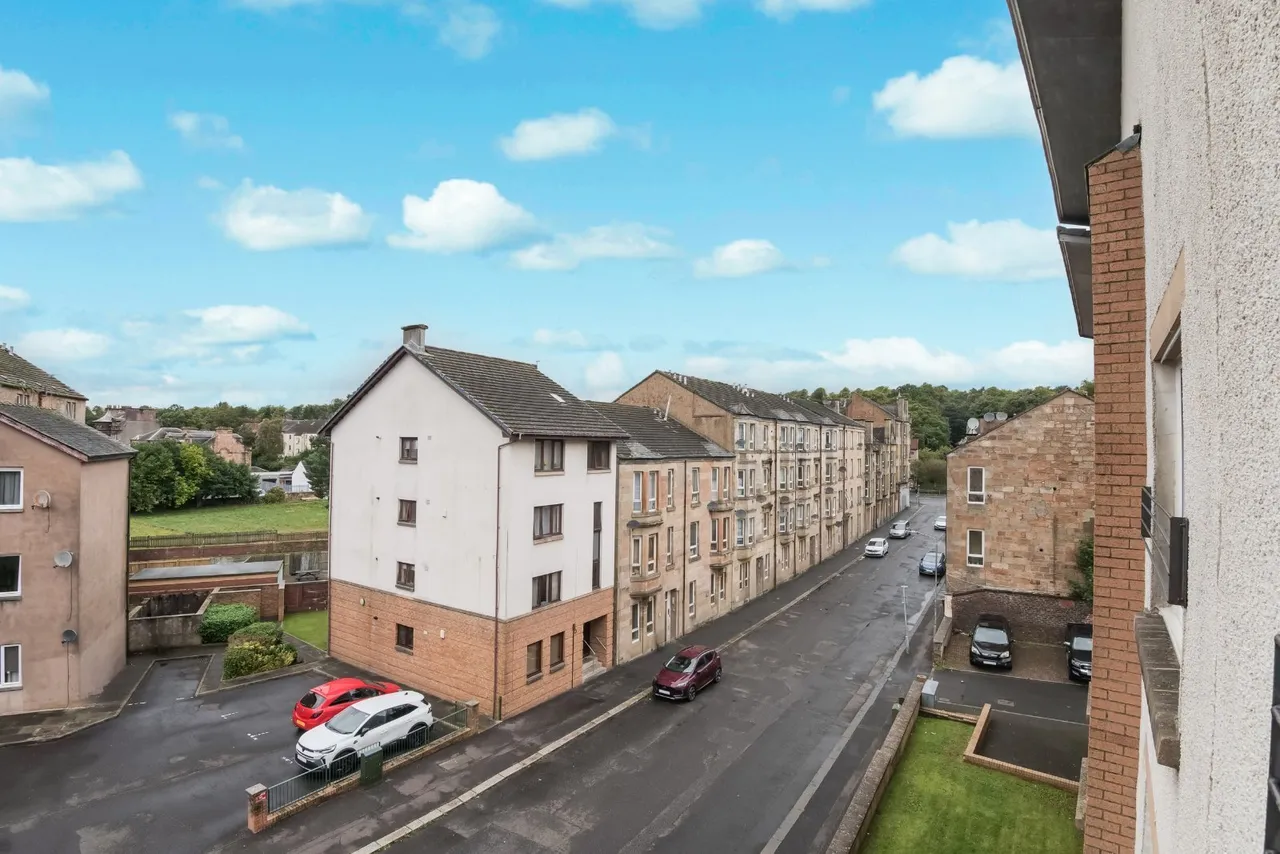 Ferguslie Walk, Paisley, Renfrewshire, PA1, photo 9