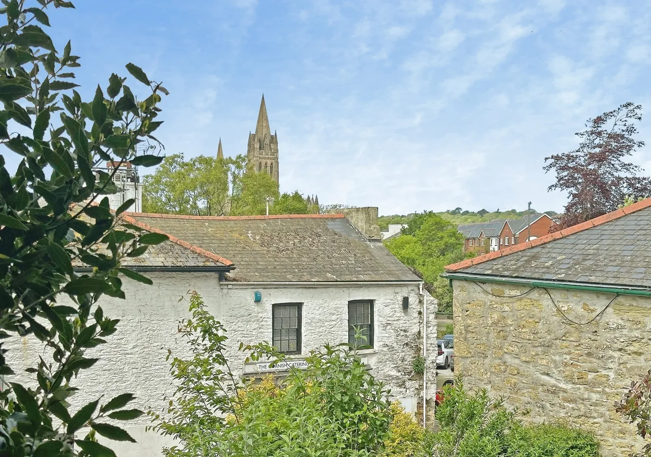 Trafalgar Row, Truro, TR1, photo 13