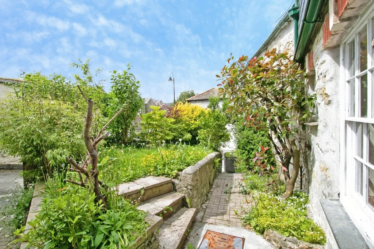 Trafalgar Row, Truro, TR1, photo 3