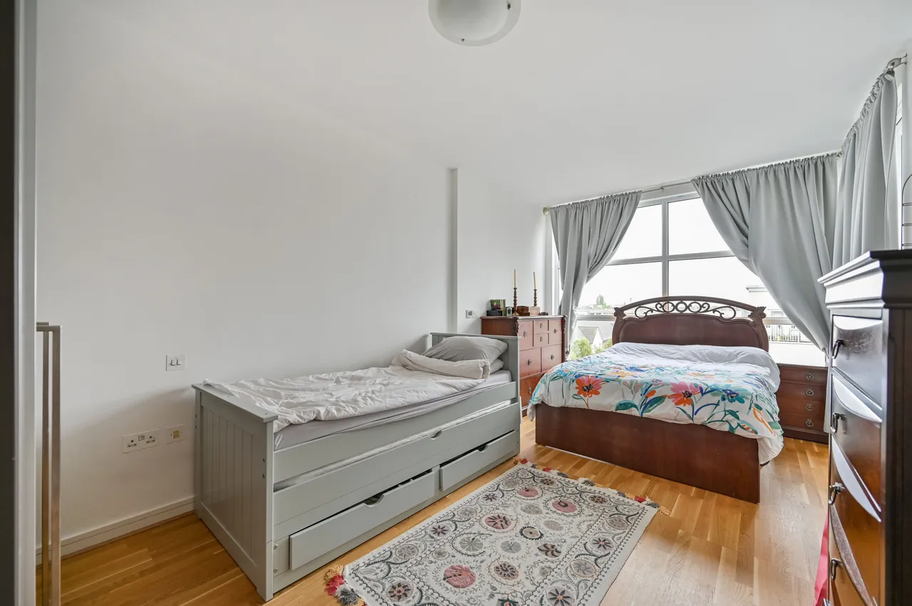 21 Aura House, Kew Riverside, 39 Melliss Avenue, Richmond, photo 5
