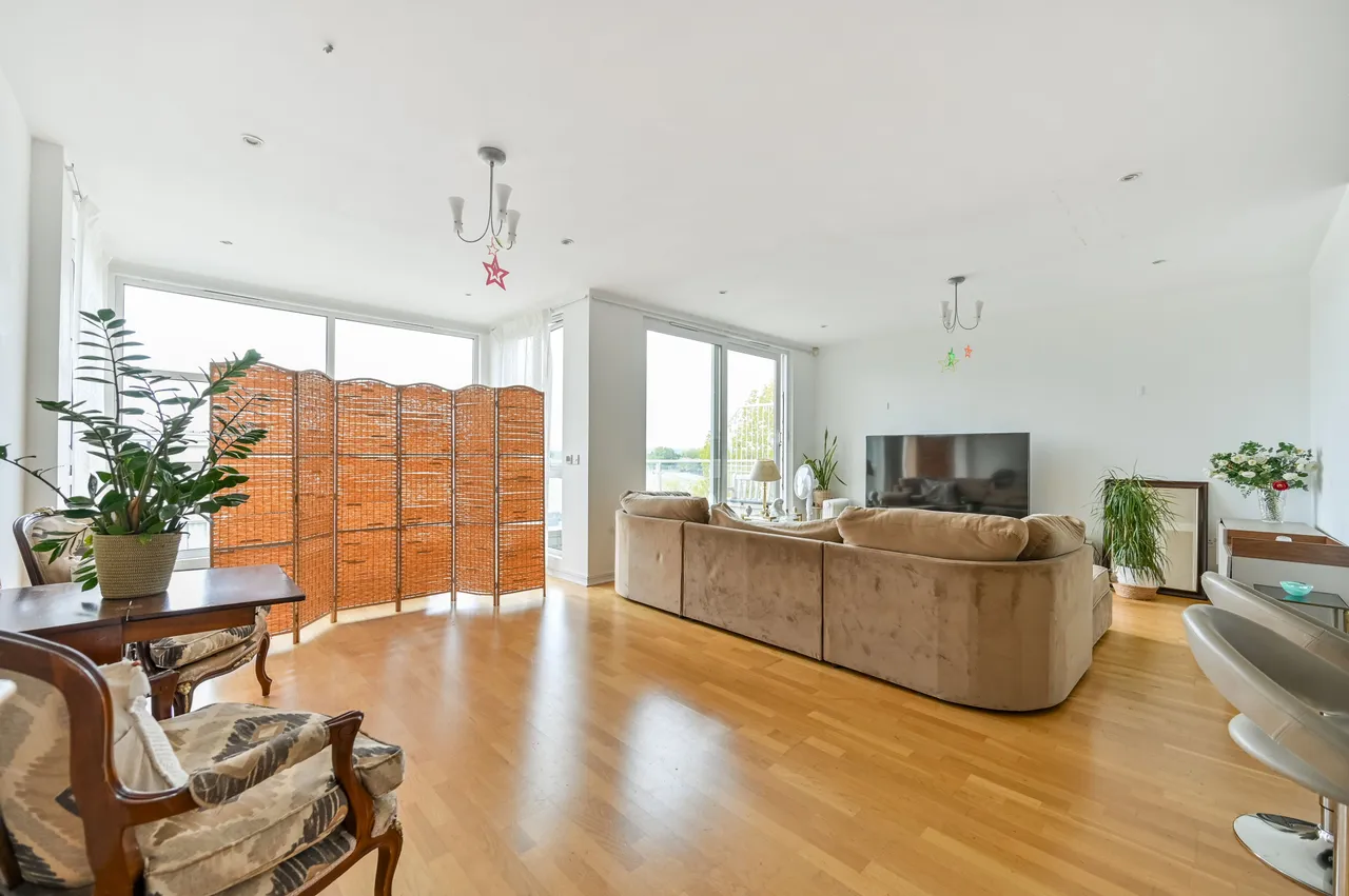 21 Aura House, Kew Riverside, 39 Melliss Avenue, Richmond, photo 9