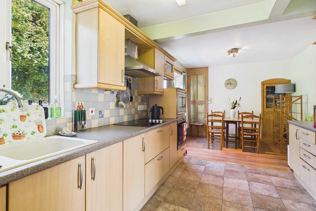 Netherleigh Drive, Grange-over-Sands, LA11, photo 5