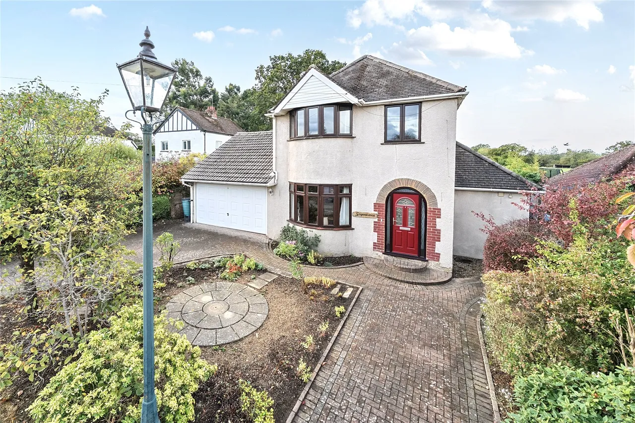 3 bed house for sale, Tuckey Grove, Send Marsh, GU23