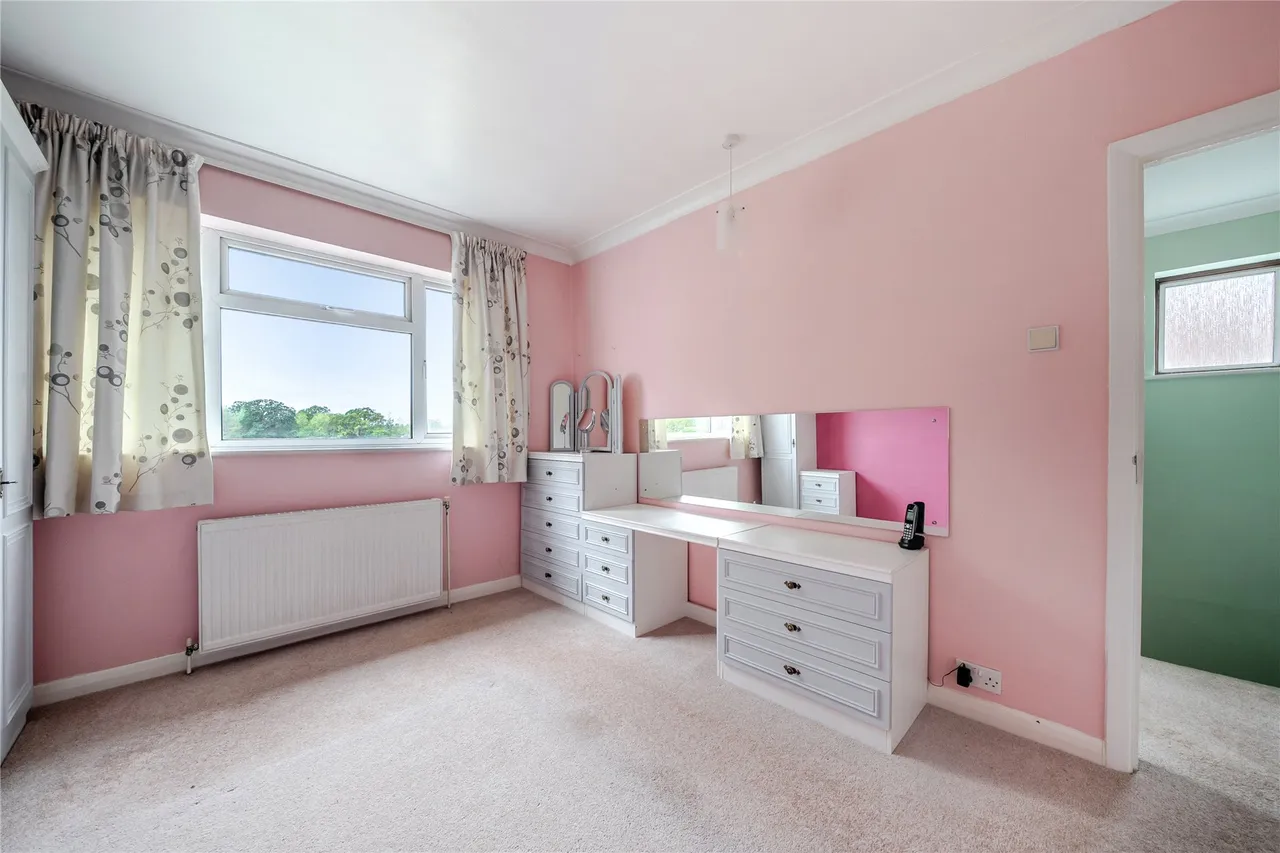 Tuckey Grove, Send Marsh, GU23, photo 12