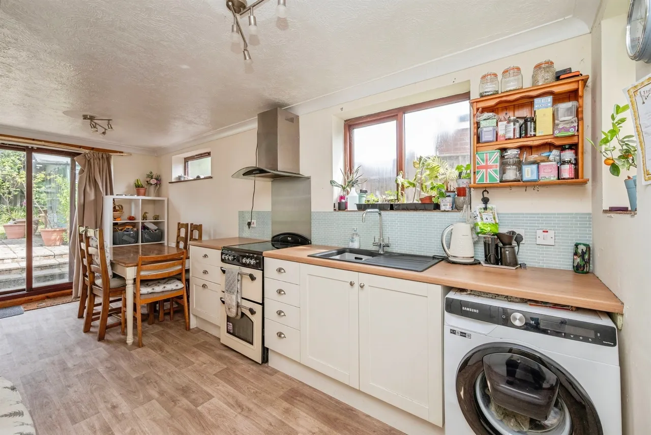 Court Road, Rollesby, Great Yarmouth, photo 4