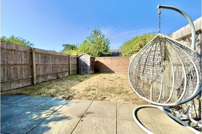 Queen's Crescent, Shrivenham, SN6, photo 19