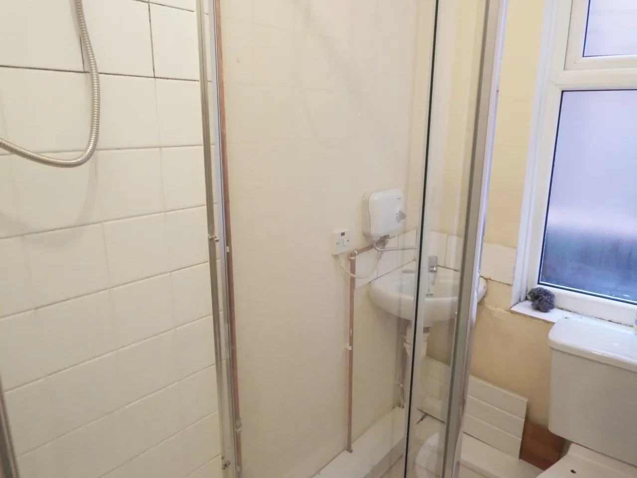 Layton Avenue, NG18, photo 4