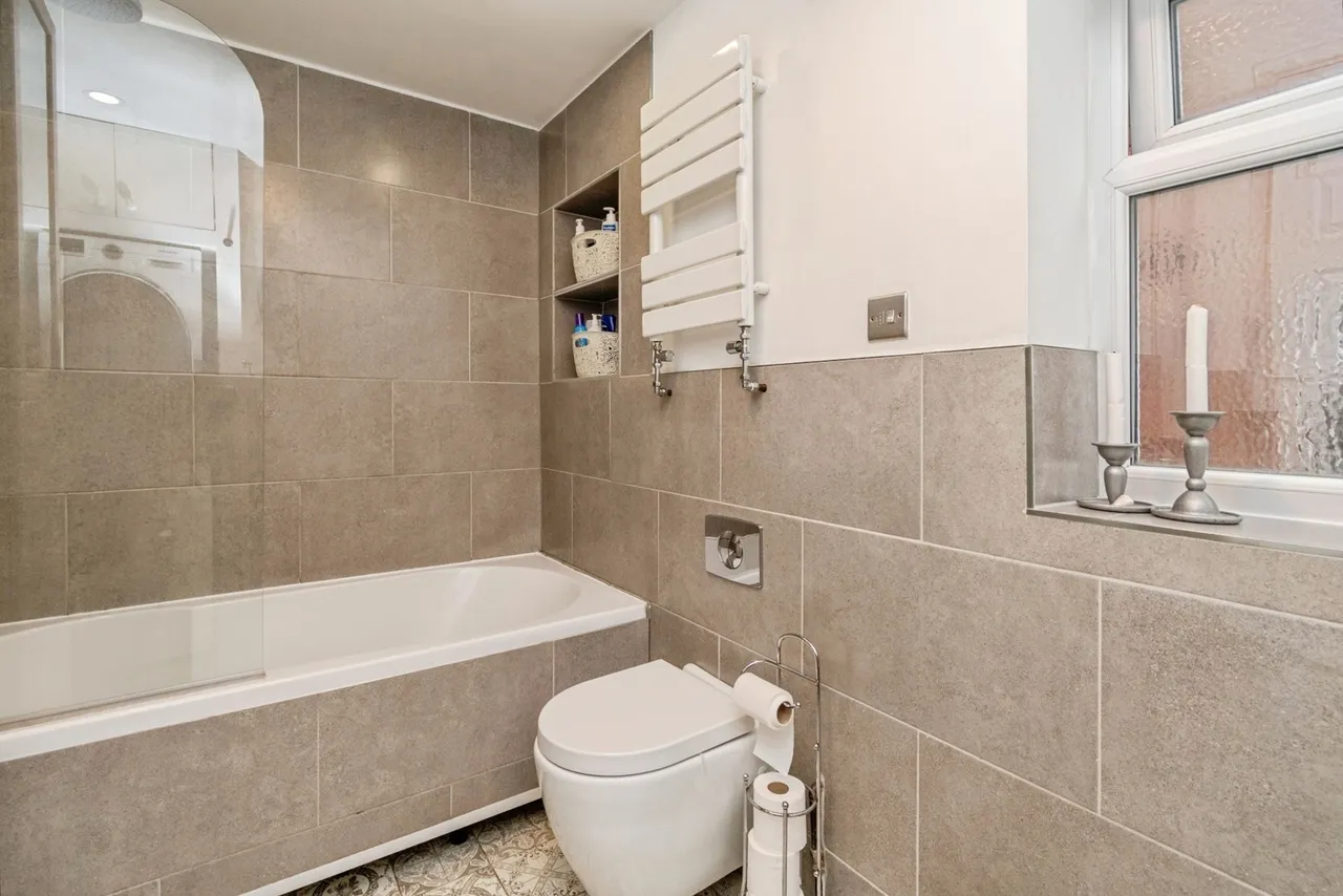 Conway Crescent, Willenhall, WV12, photo 13