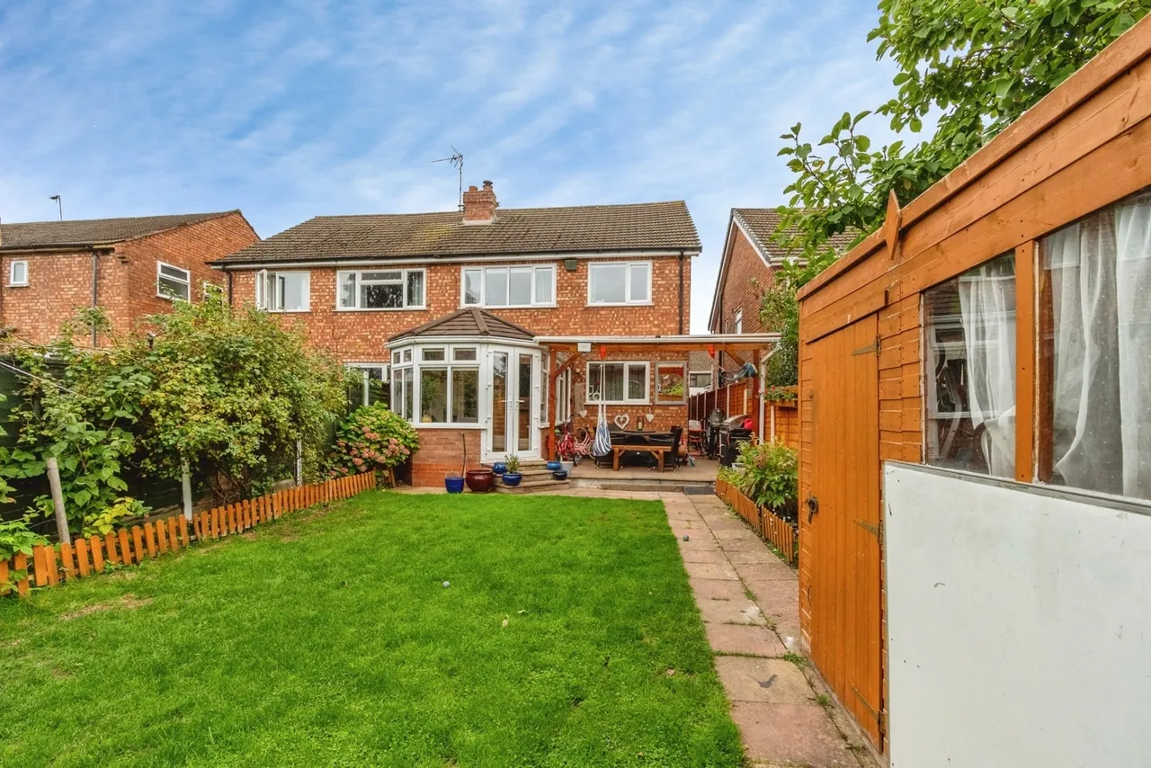 Conway Crescent, Willenhall, WV12, photo 22